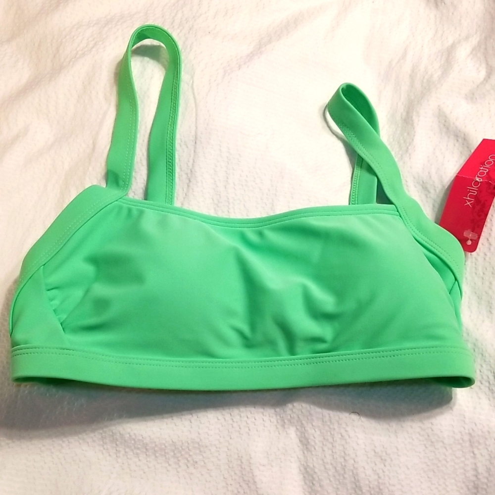 NWT sport swim yoga volleyball bra top removable padding adjustable stra…